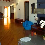 Casa Chiara 4*