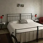 Casa Chiara Bed & Breakfast