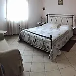 Casa Chiara Bed & Breakfast 4*