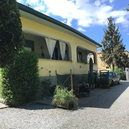 ベッド・アンド・ブレックファスト Casa Chiara