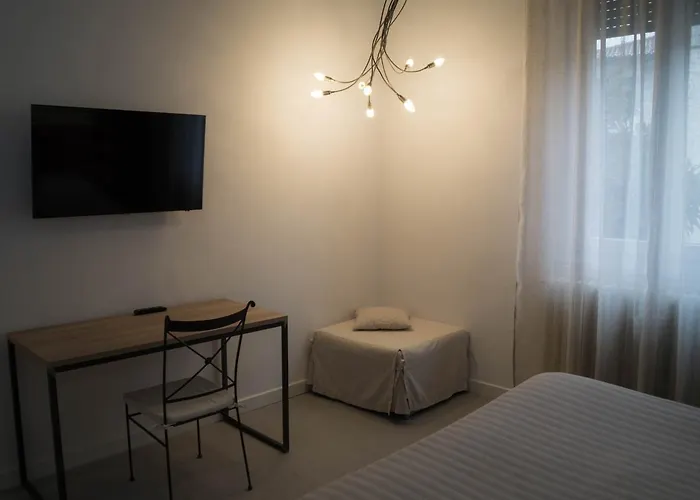 ベッド・アンド・ブレックファスト Casa Chiara 4*