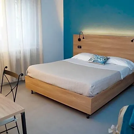 Bed & Breakfast Casa Chiara 4*