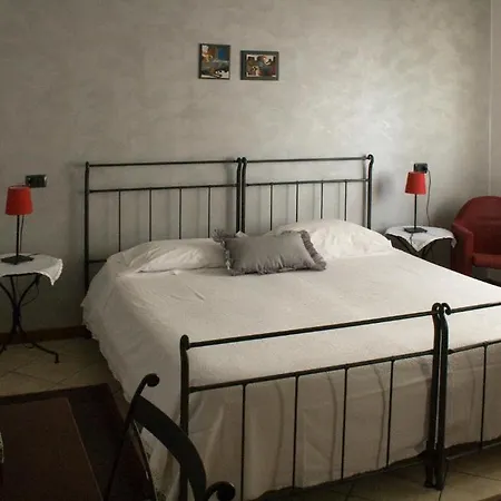 Casa Chiara Bed & Breakfast