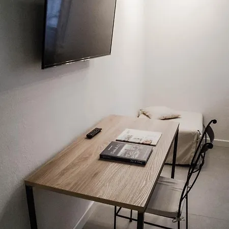 ベッド・アンド・ブレックファスト Casa Chiara 2*
